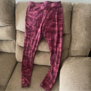 Old Navy Pink Camo Leggings